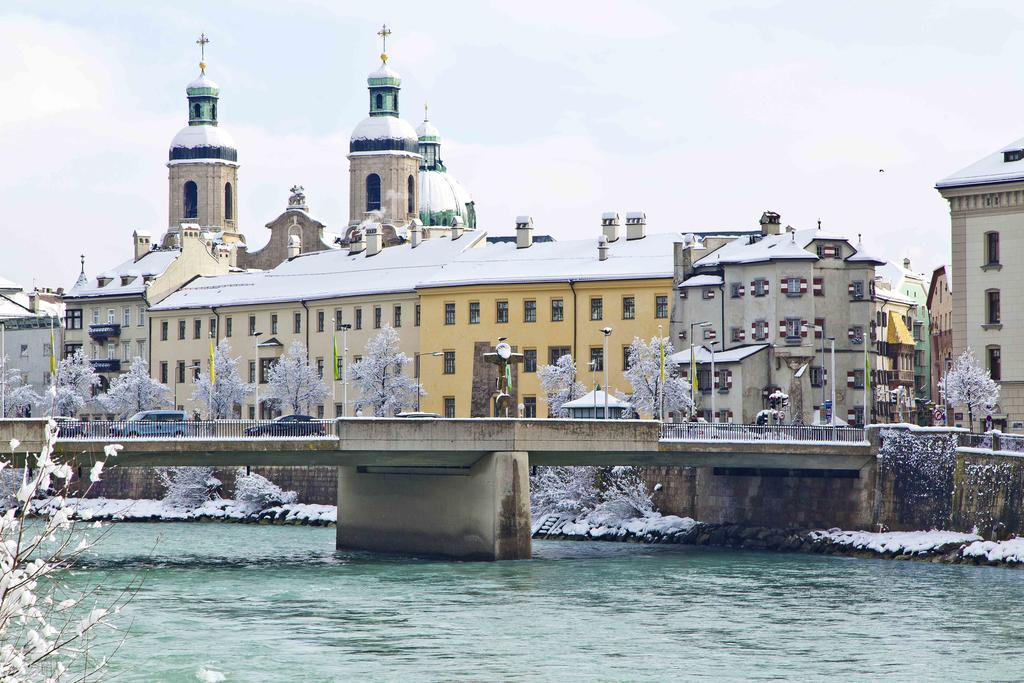 Appartamento Riedz Innsbruck- Zentrales Apartmenthaus Mit Gruener Oase *
